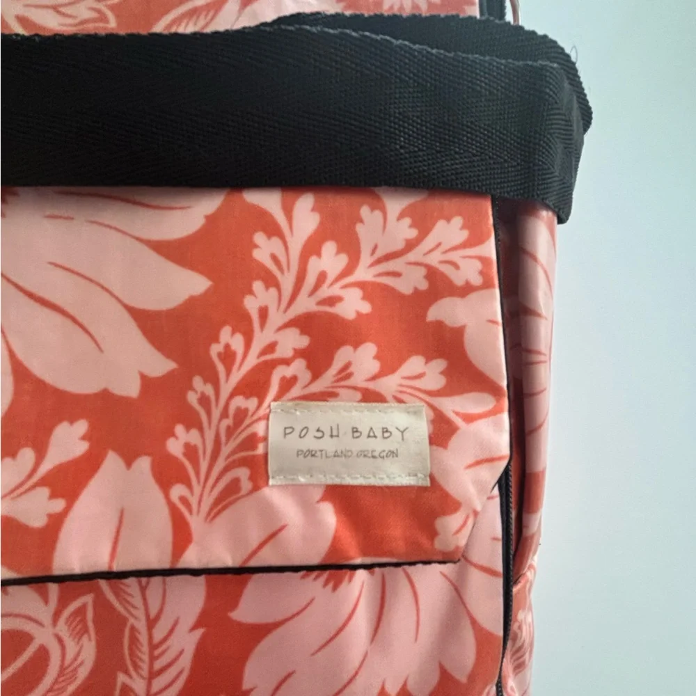 Posh Baby Portland Oregon Floral Diaper Bag Messenger + Changing Pad - Picture 5 of 8